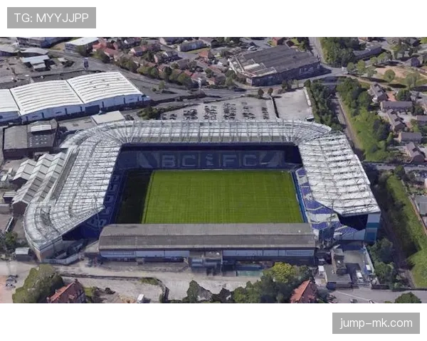 卢顿新球场即将启用，英超球队打造全新观赛体验引关注